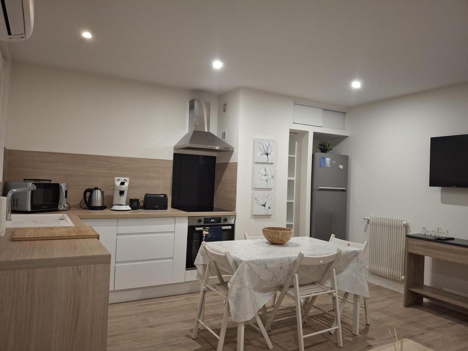 3 Pieces Apartment A Juan-Les-Pins Antibes Exterior foto